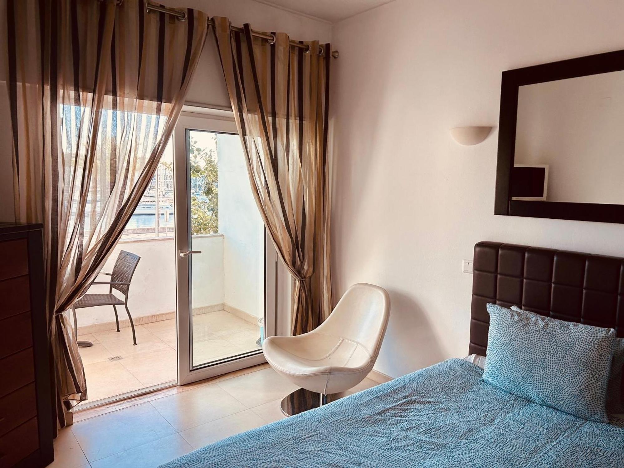 Lagos Marina View Apartment Near Beaches And Shops Esterno foto