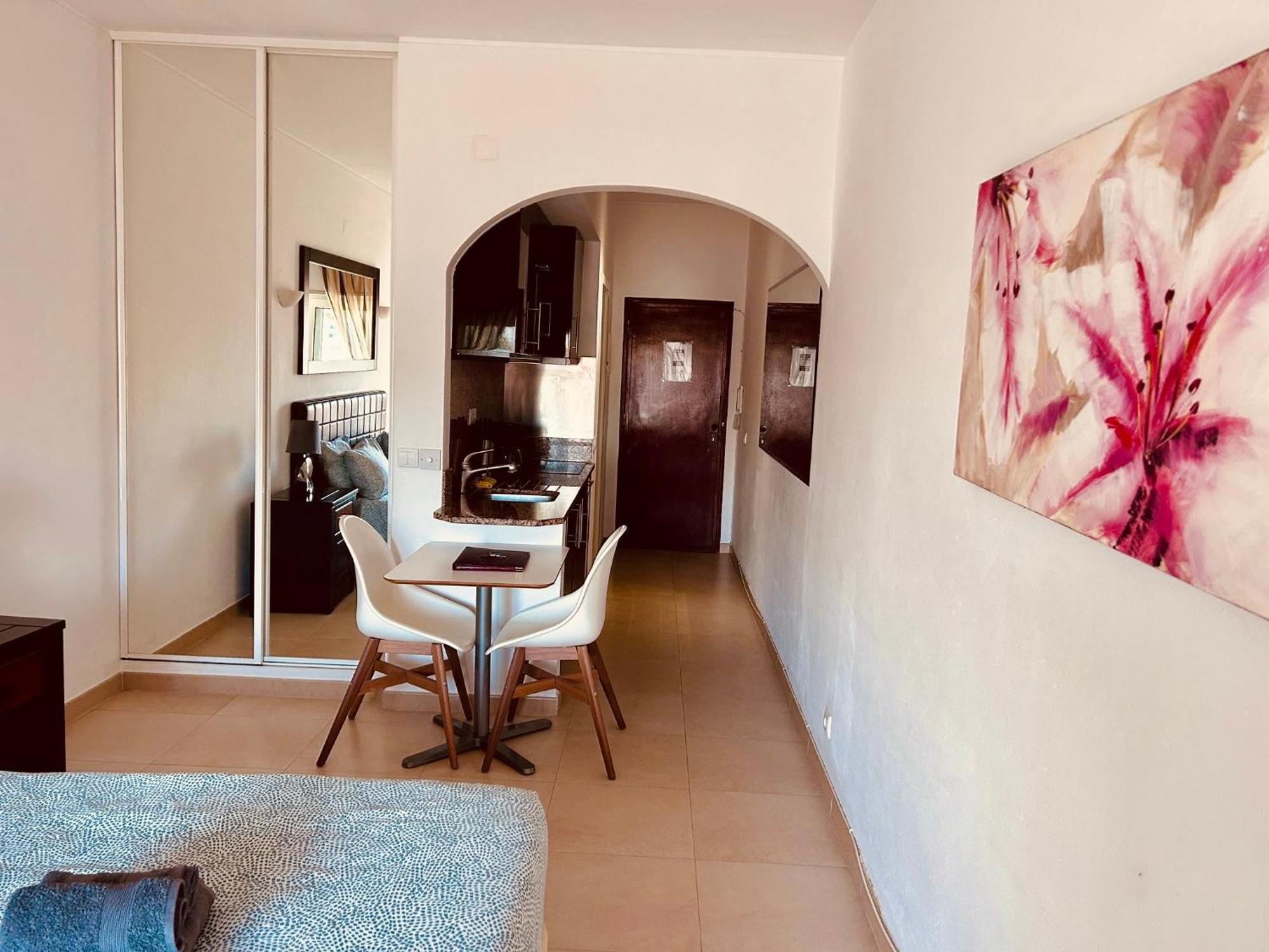 Lagos Marina View Apartment Near Beaches And Shops Esterno foto