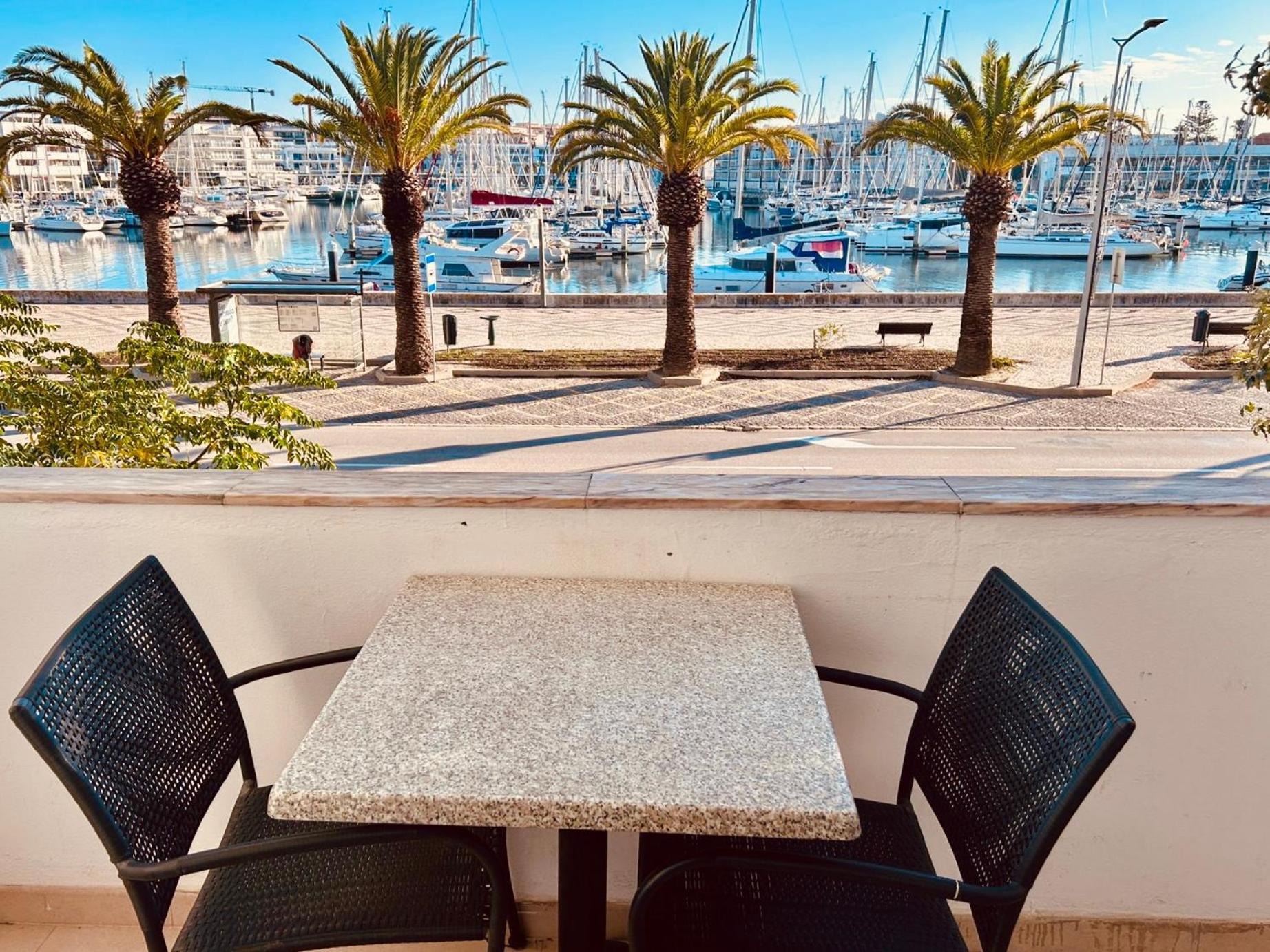 Lagos Marina View Apartment Near Beaches And Shops Esterno foto